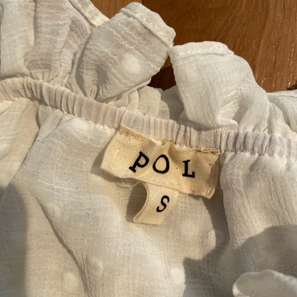 White textured tank, size small. Adjustable straps. Cute and flattering. - Picture 4 of 4